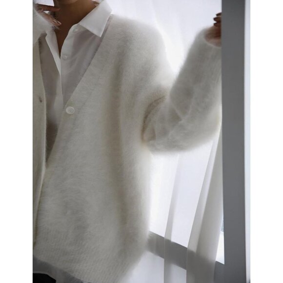 Womens Fuzzy Knit Cardigan Long Sleeve V Neck Button Down Casual Sweater - Picture 2 of 4